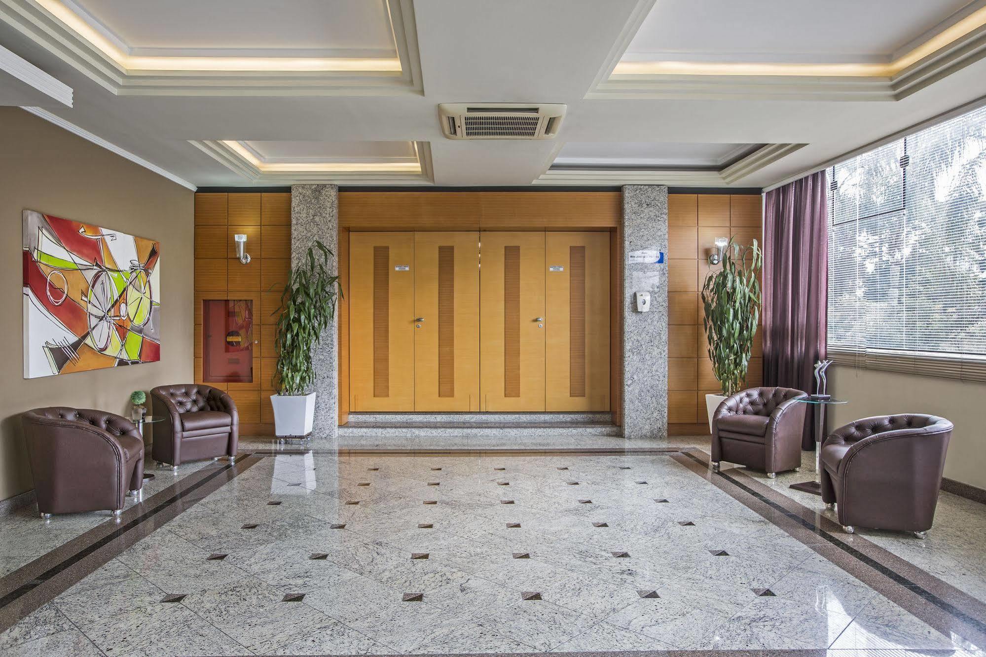Astron Suites Sao Jose Dos Pinhais By Nobile Екстериор снимка